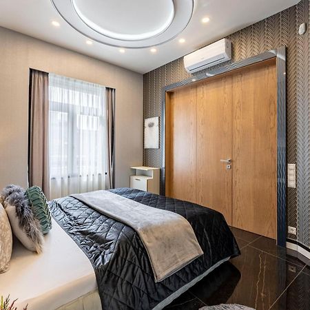 Luxury Royal Central Apartment By Prestige Homes Budapest Luaran gambar