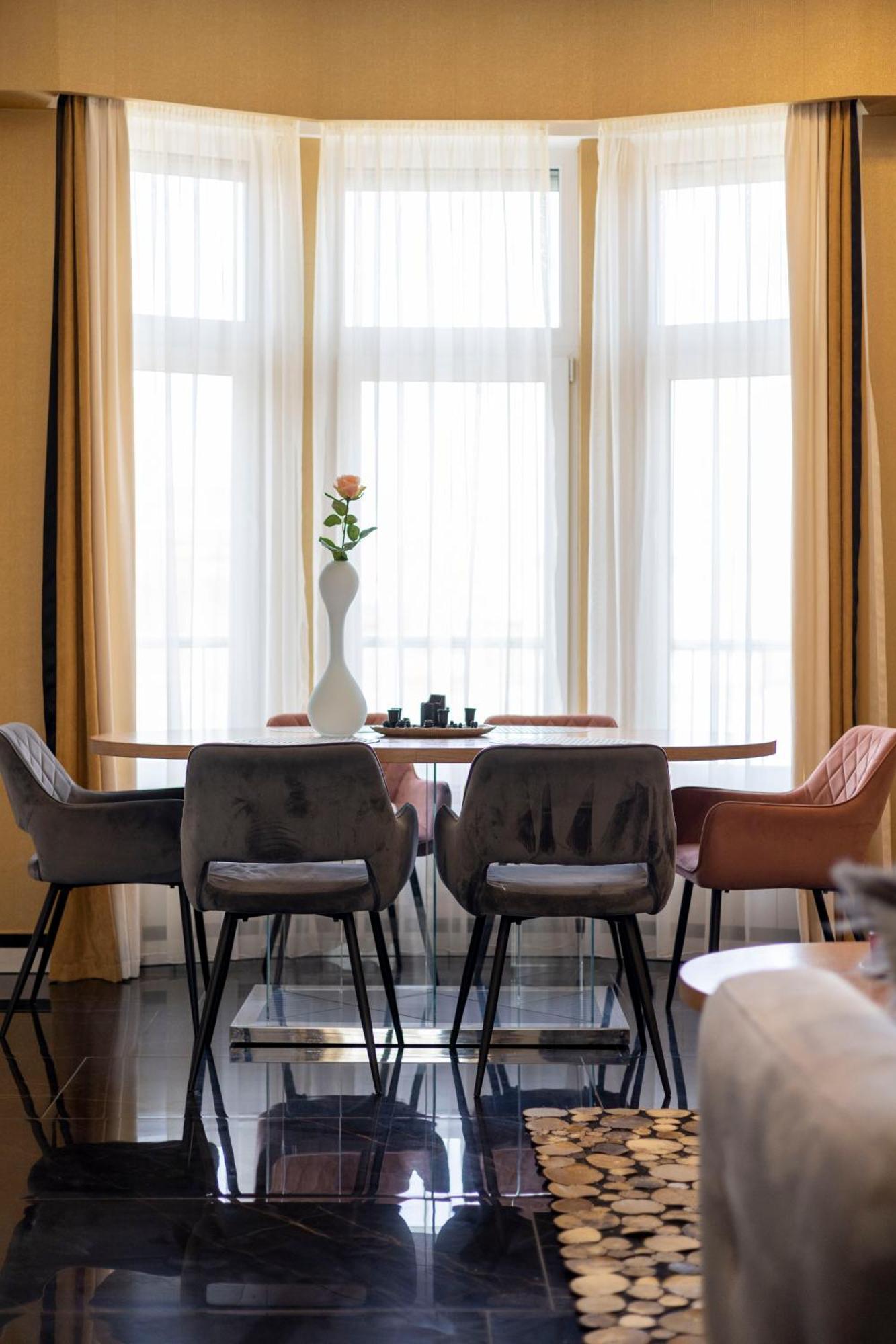 Luxury Royal Central Apartment By Prestige Homes Budapest Luaran gambar