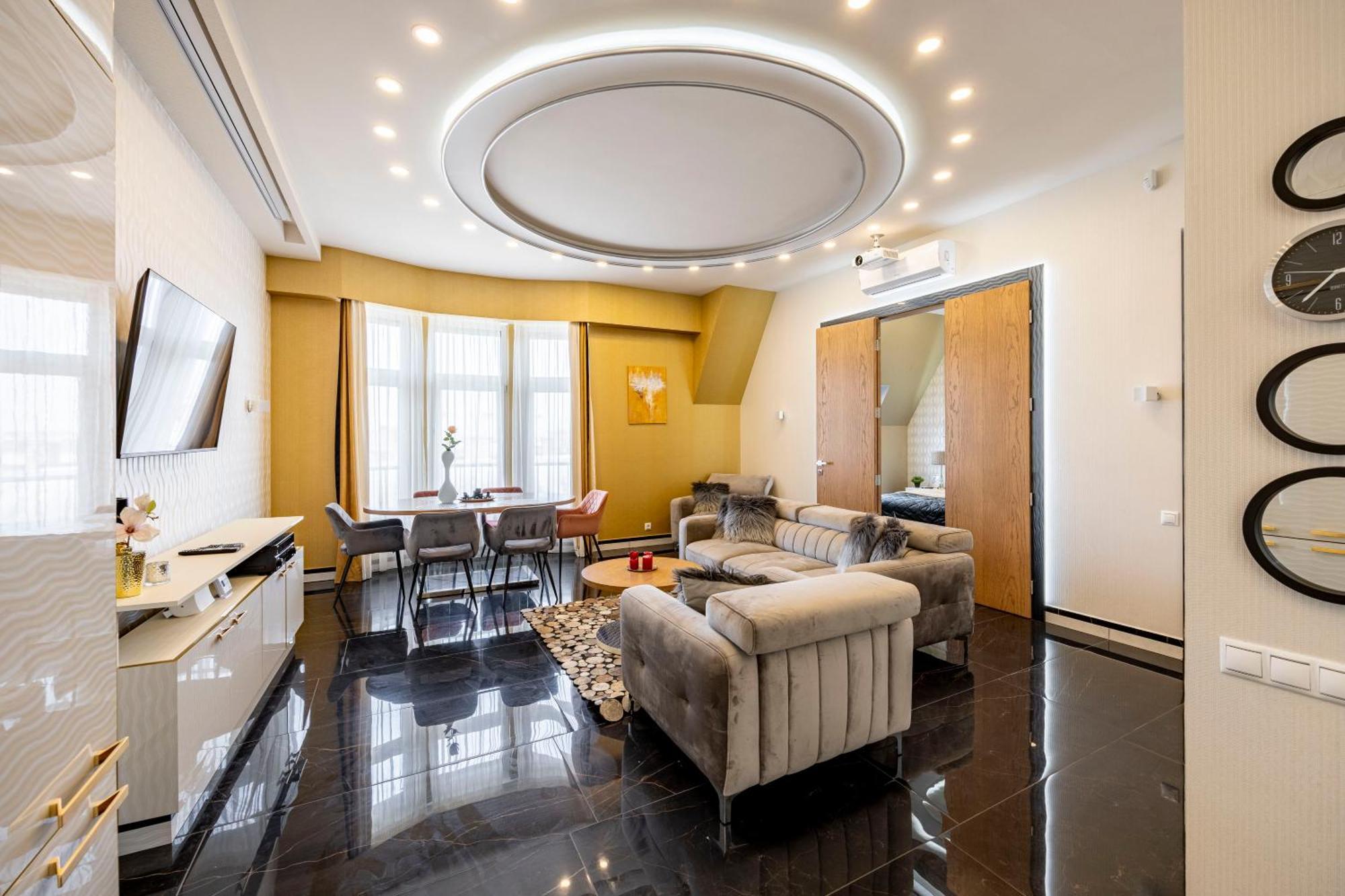 Luxury Royal Central Apartment By Prestige Homes Budapest Luaran gambar